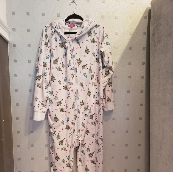 Family PJs Macy's Holiday One-piece Size L - Picture 2 of 7